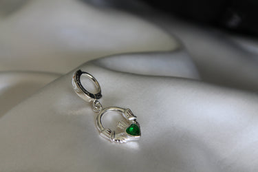 TummyToys® Green Irish Claddagh Sterling Silver Belly Ring