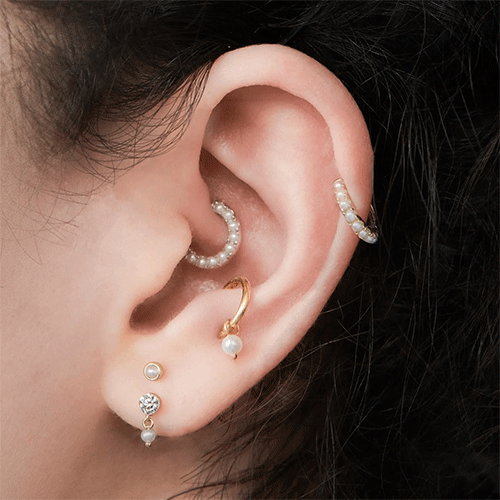 Pearl Charm by Maria Tash in Yellow Gold.